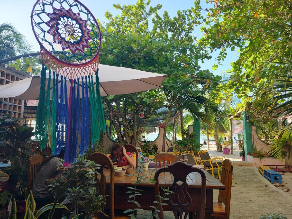 Hotel Gutierrez Celestun Bagian luar foto