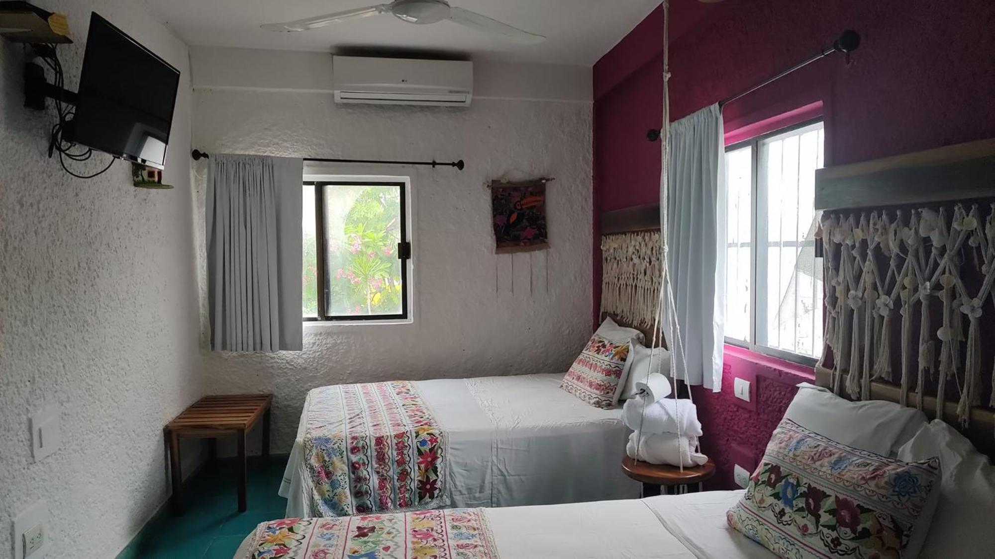 Hotel Gutierrez Celestun Bagian luar foto